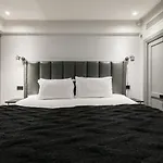 The Hanover Suite